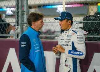 Albon Criticizes Williams for Missing F1 2024 Opportunity albon-criticizes-williams-for-missing-f1-2024-opportunity