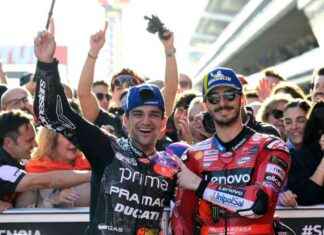 Comparing Bagnaia’s 2024 MotoGP Title Loss to Marquez’s 2015 Defeat comparing-bagnaias-2024-motogp-title-loss-to-marquezs-2015-defeat