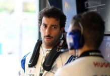 rb-failing-to-get-ricciardo-to-click-whole-team-at-fault