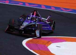 Pascal Wehrlein Secures Pole Position in Porsche Front-Row Domination pascal-wehrlein-secures-pole-position-in-porsche-front-row-domination