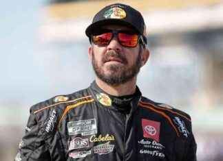 Truex’s Historic NASCAR Comeback: Aiming for Victory at Daytona 500 truexs-historic-nascar-comeback-aiming-for-victory-at-daytona-500