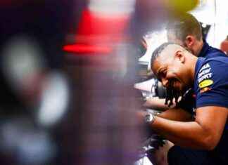 Becoming an F1 Mechanic: Requirements and Skills Needed becoming-an-f1-mechanic-requirements-and-skills-needed