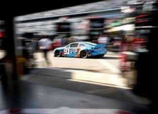 Helio Castroneves Daytona Speedweeks Roller Coaster Experience helio-castroneves-daytona-speedweeks-roller-coaster-experience
