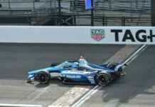 Hunter-Reay switches to backup car after Carb Day fire hunter-reay-switches-to-backup-car-after-carb-day-fire